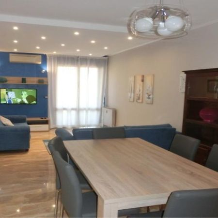 Appartamento Le Petit Monde - Eleganza e relax in centro a Abano Terme Esterno foto